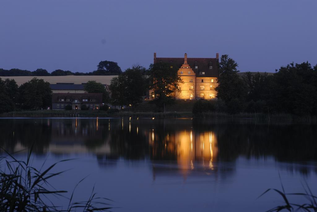 Hotel Schloss & Gut Ulrichshusen المظهر الخارجي الصورة