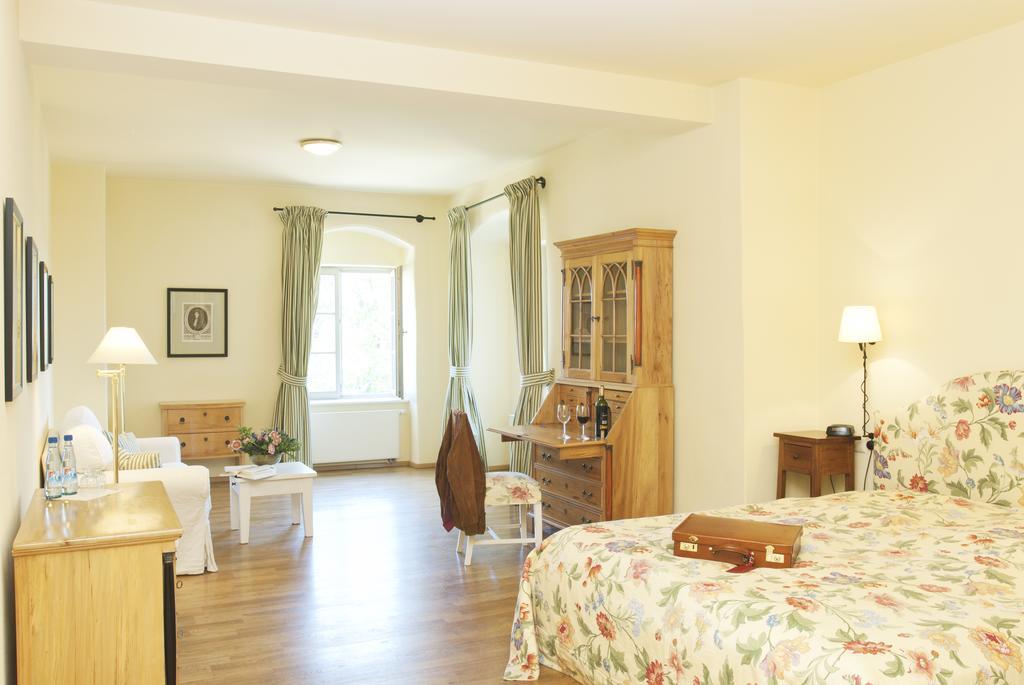 Hotel Schloss & Gut Ulrichshusen المظهر الخارجي الصورة